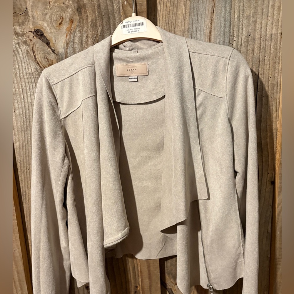 Blank NYC Waterfall Collar Blazer Beige Drape Front Faux Suede Jacket size small - Picture 8 of 12